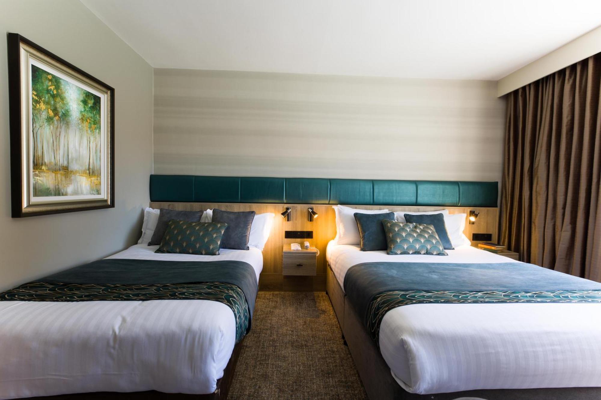 Hotel Scott's 4*
